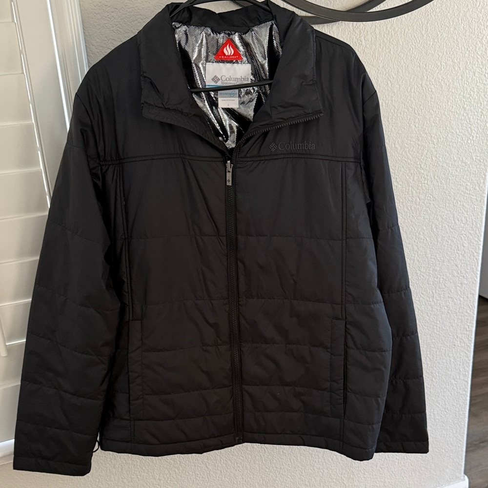 Columbia Men's Black Puffer Jacket